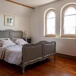 Au-dessus Du Jardin Climatise Apartment
