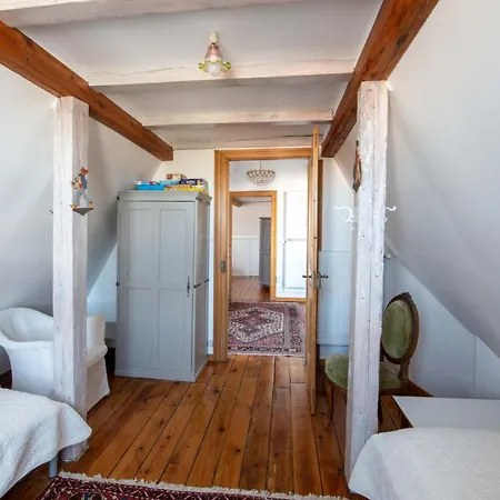 Apartment Au-dessus Du Jardin Climatise *