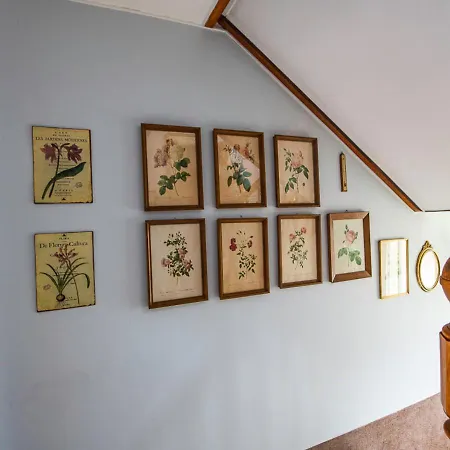 Au-dessus Du Jardin Climatise Apartment